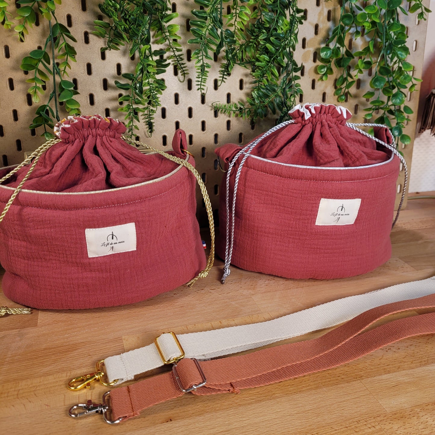 Le Baluchon Double gaze rouge bois