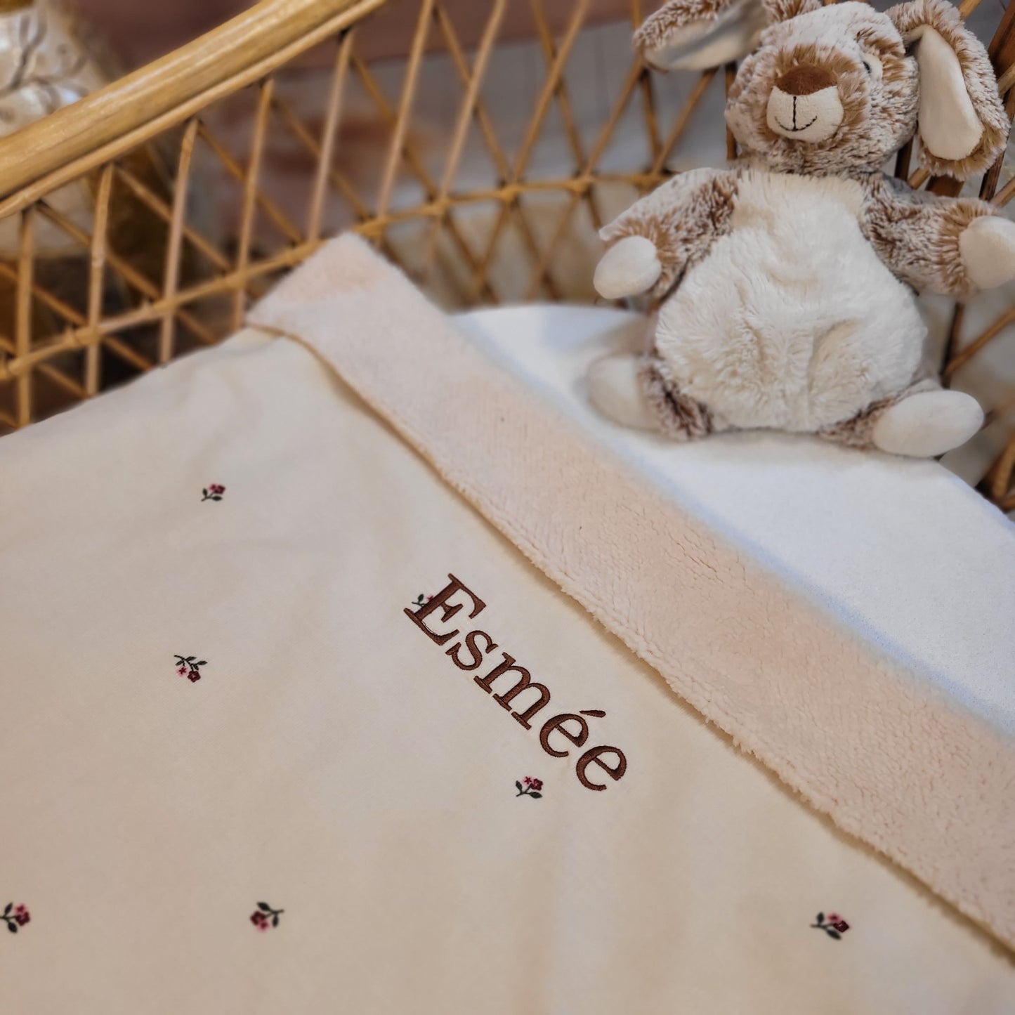 Couverture velours côtelé beige fleuri