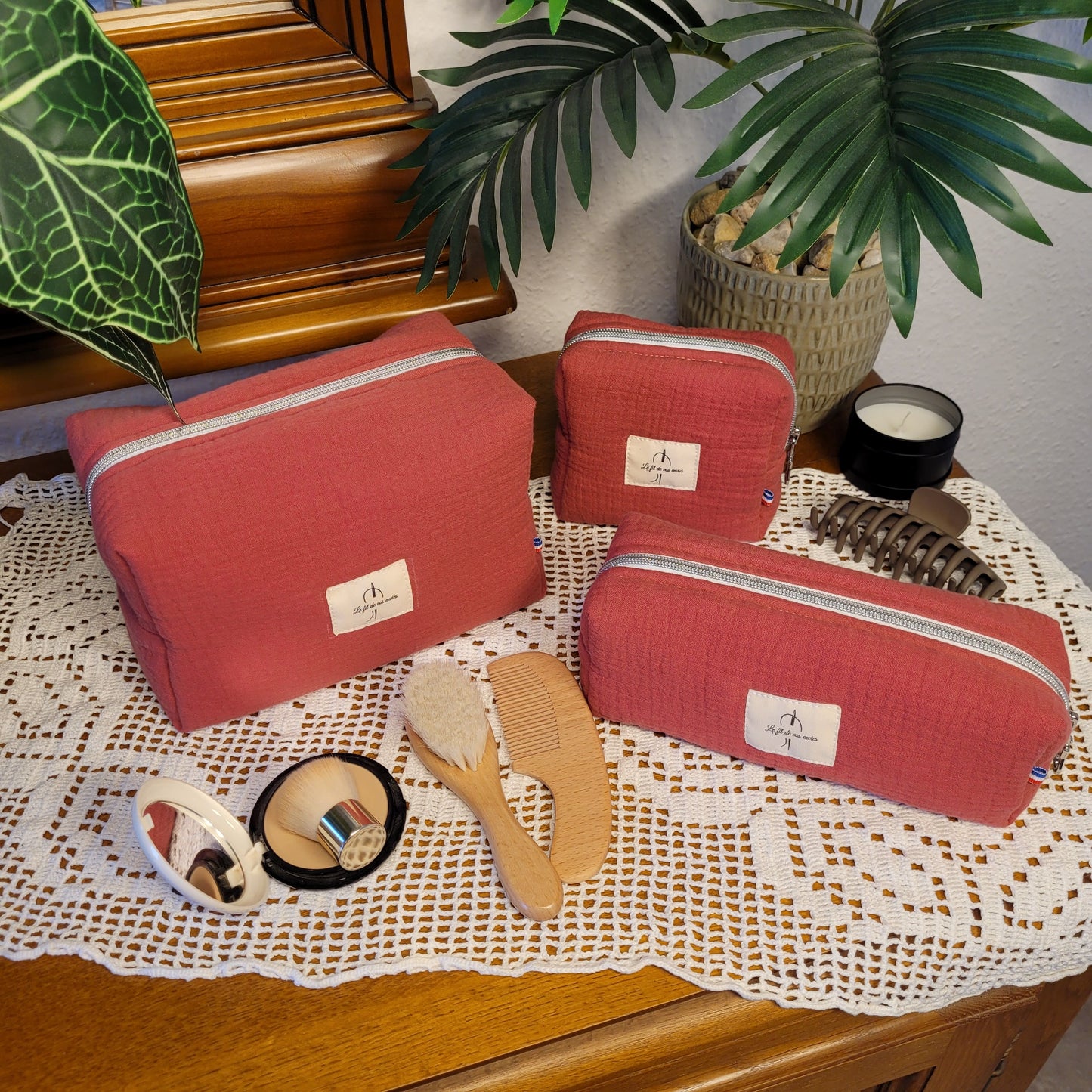 Trousse de toilette bois rouge