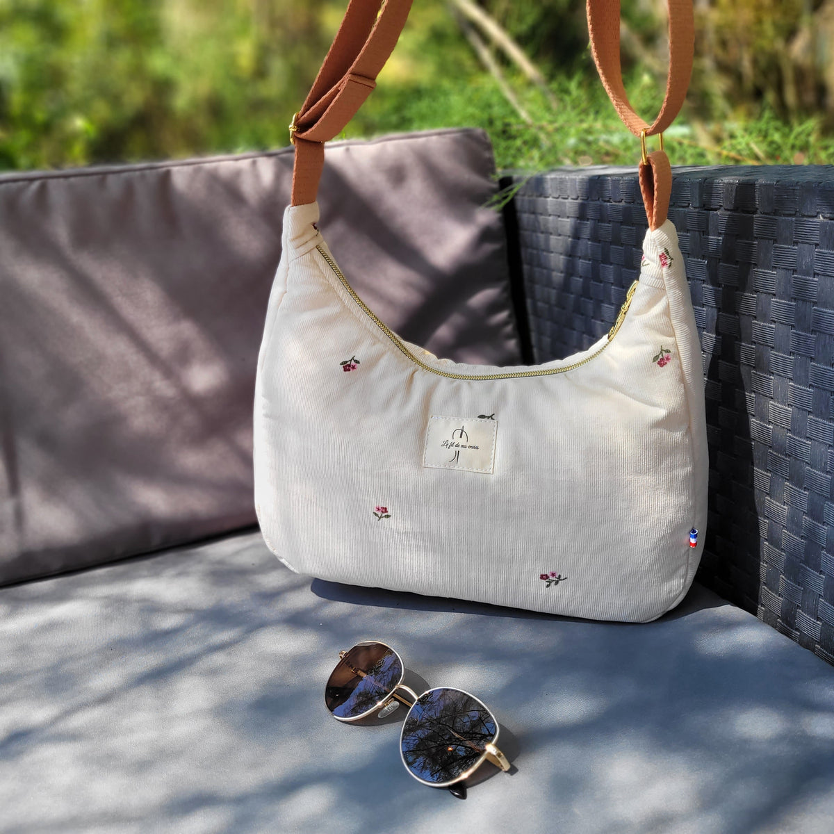 Sac demi-lune velours fleuri