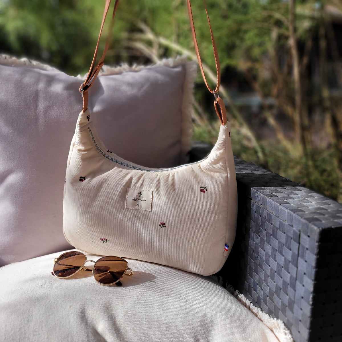 Sac demi-lune velours fleuri