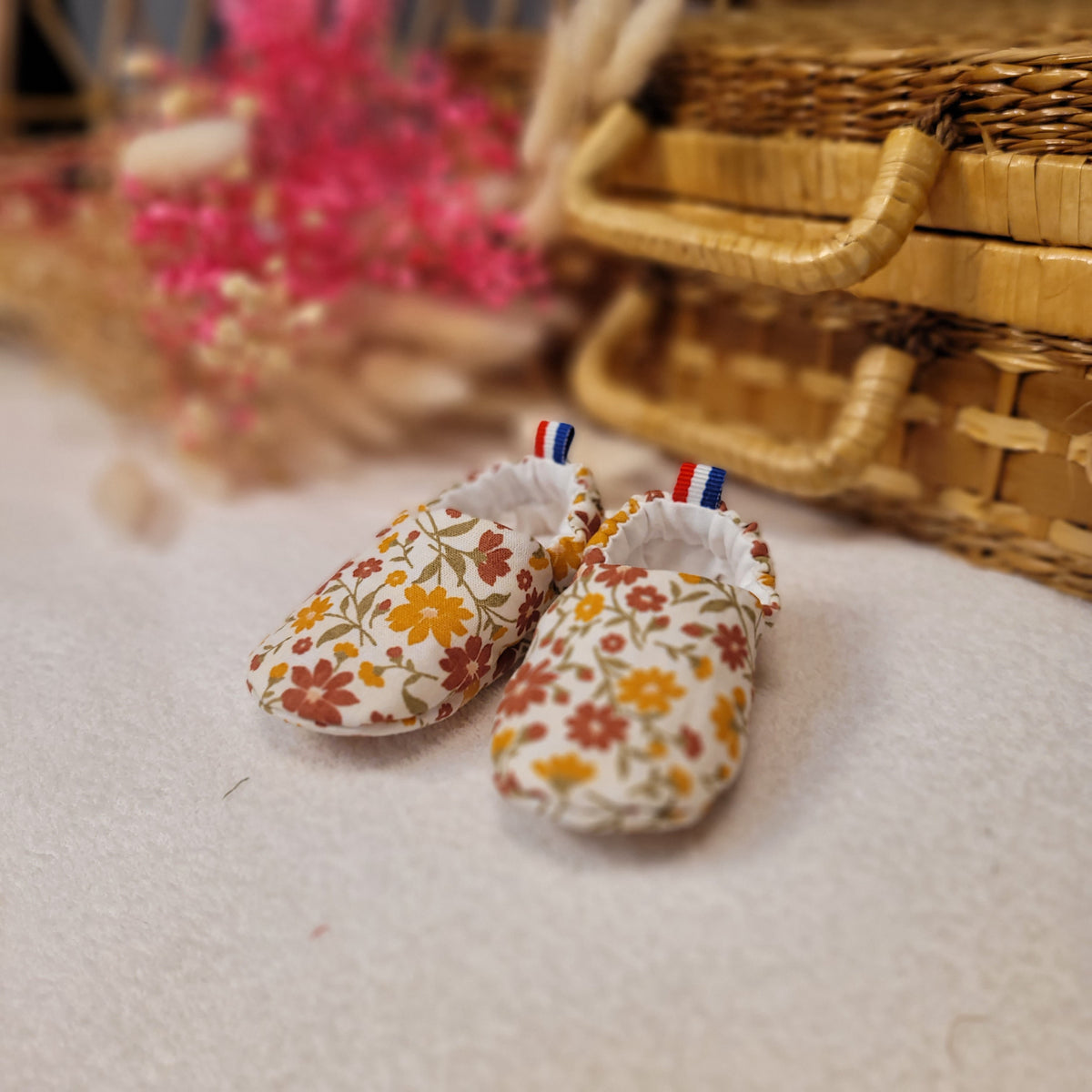 Chaussons bébé naissance coton fleuri