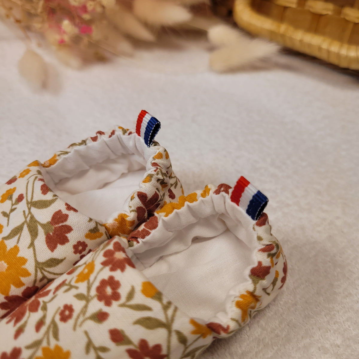 Chaussons bébé naissance coton fleuri