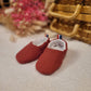 Chaussons bébé naissance double gaze rouge bois